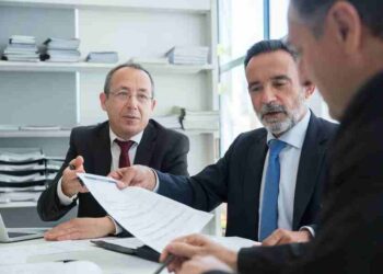 How Much Does A Personal Injury Lawyer Make