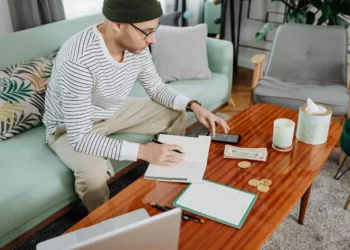 Earning Fair Wages Common Examples of Labor Law Violations