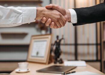 Client & Lawyer Communication Path