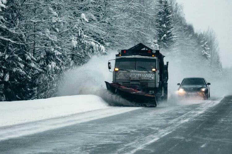 Common Causes Behind Large Commercial Truck Accidents Near Peachtree Corners