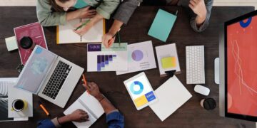 Addressing Overmanagement And Gender Bias At Work