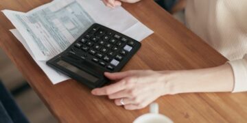 What's The Legal Difference Between An Estimate A Quote And An Invoice