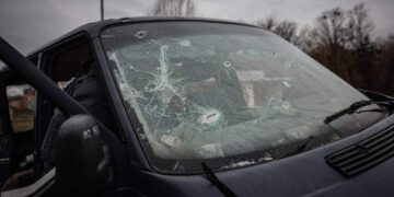 The Essential Guide to Tinted Windshields