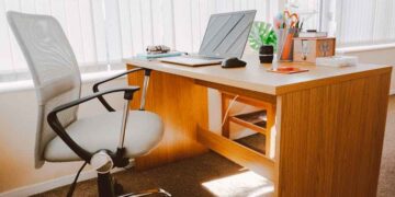 Can A Minor Own A Business In Colorado? Find The Legal Paths To Become A Young Entrepreneur