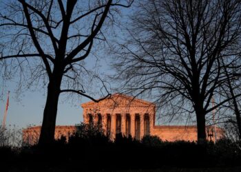 Supreme Court Deliberates Bribery Law Amidst High-Stakes Political Corruption Cases