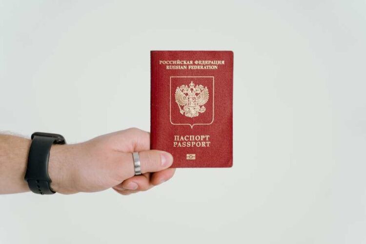 Why You Should Consider Legal Help For Navigating The Immigration Process