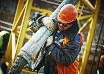 The Impact of OSHA Regulations on Construction Site Safety