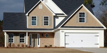 What Are the Disadvantages of Putting Your House In A Trust