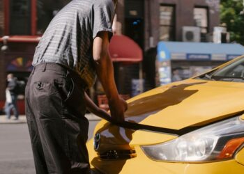 How a Car Accident Lawyer Can Help You Recover Lost Wages