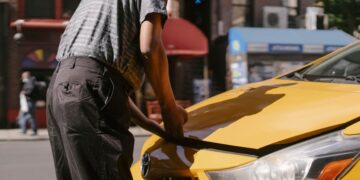 How a Car Accident Lawyer Can Help You Recover Lost Wages