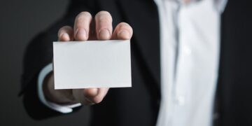Face Recognition vs. Face Verification in Identity Verification