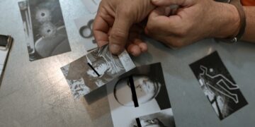 How Far Behind in Child Support Before a Warrant Is Issued