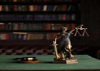 Is An Attorney a Lawyer