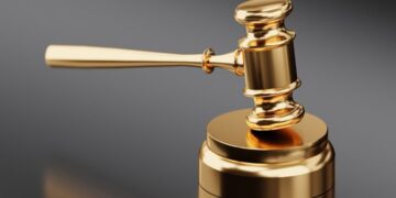 Is JD Vance a Lawyer