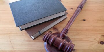 Is a Paralegal a Lawyer