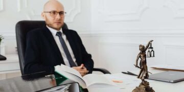 5 Things To Look For When Hiring A Criminal Defense Attorney