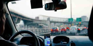 Key Traffic Laws Every New Driver Should Learn to Stay Out of Trouble