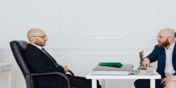 The Top Qualities to Look for in a Lawyer for Spousal Support