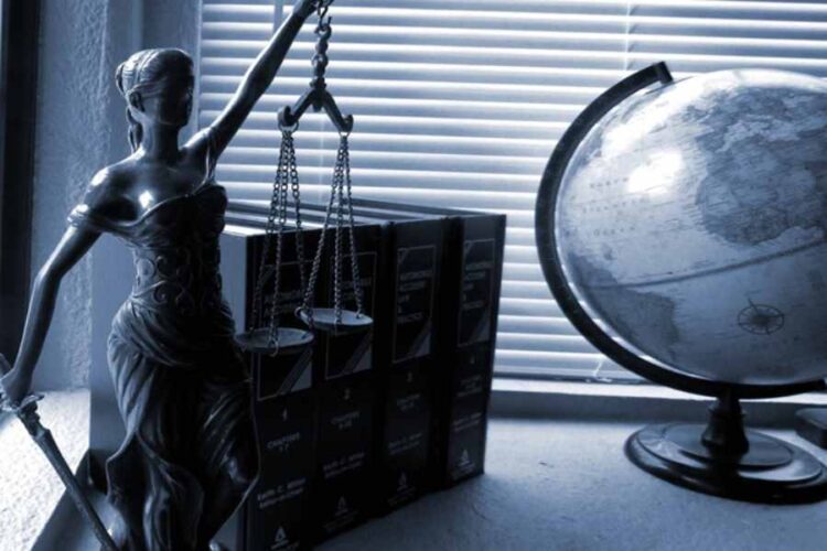 How to Navigate the Complexities of Legal Support for Loved Ones in Custody