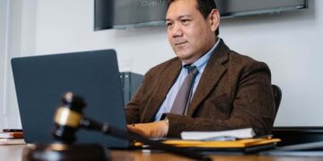 Top 5 Traits of a Trustworthy Immigration Solicitor