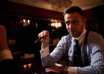 8 Reasons to Hire Injury Lawyers for Railroad Accident Cases