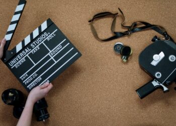 Cast of a Murder at the End of the World