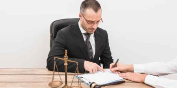 What to Look for in a Personal Injury Attorney