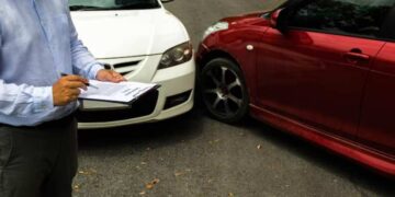 Should I Hire a Lawyer After a Car Accident in St. Petersburg?