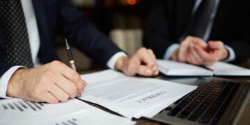 When to Speak with a Lawyer After a Rear-End Collision in Atlanta