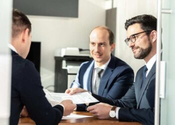 4 Tips to Find Qualified Legal Professionals with Our Legal Staffing Experts