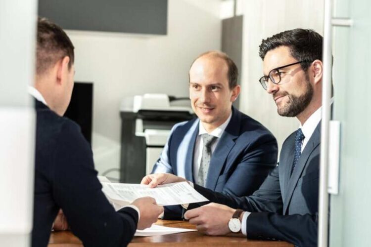 4 Tips to Find Qualified Legal Professionals with Our Legal Staffing Experts