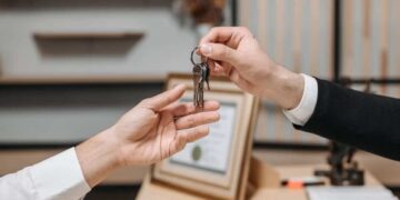 What Does a Real Estate Lawyer in Brunswick Actually Do