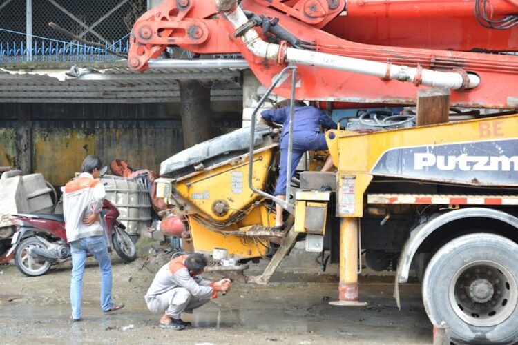 What to Avoid When Hiring a Harrisonburg Truck Accident Lawyer 