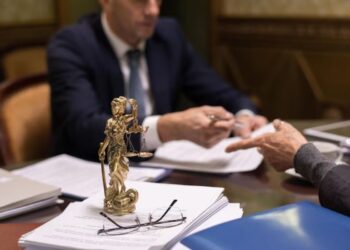 What to Look for When Hiring a Securities Arbitration Lawyer