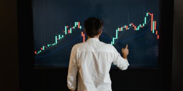 How Do You Track Smart Money?