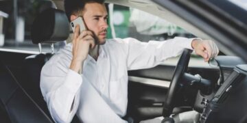 How Hands-Free Driving Laws Impact Drivers