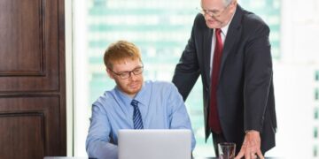 How an SSDI Lawyer Helps With Disability Claims