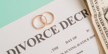 Unvested RSUs in Illinois Divorce
