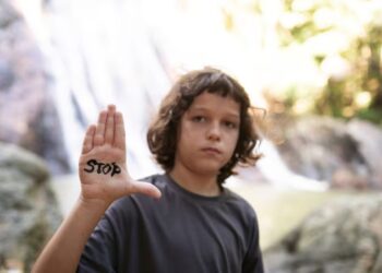 Signs I Was Abused as a Child but Don’t Remember?